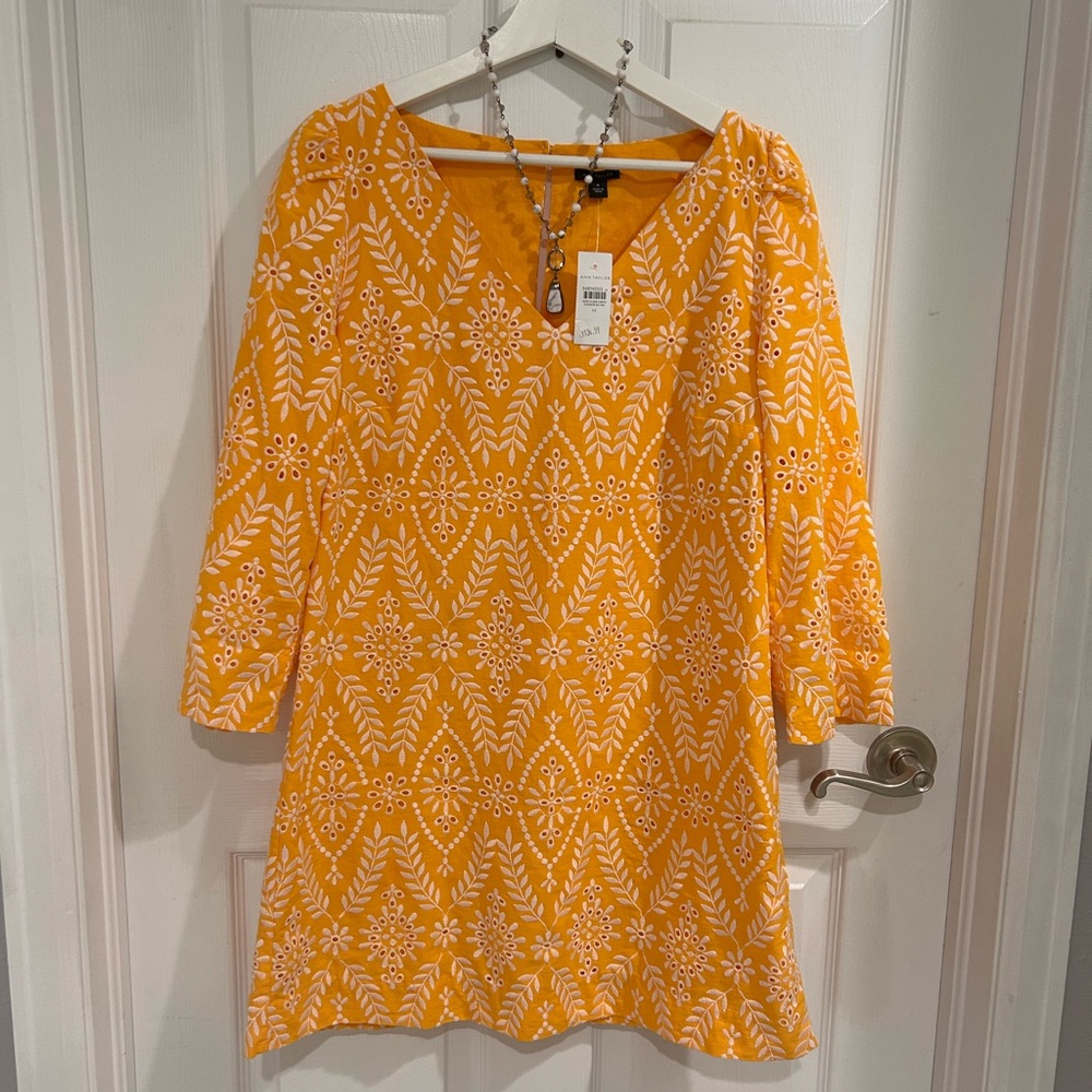 #Ann Taylor NWT Canary Embroidered Women's Dress